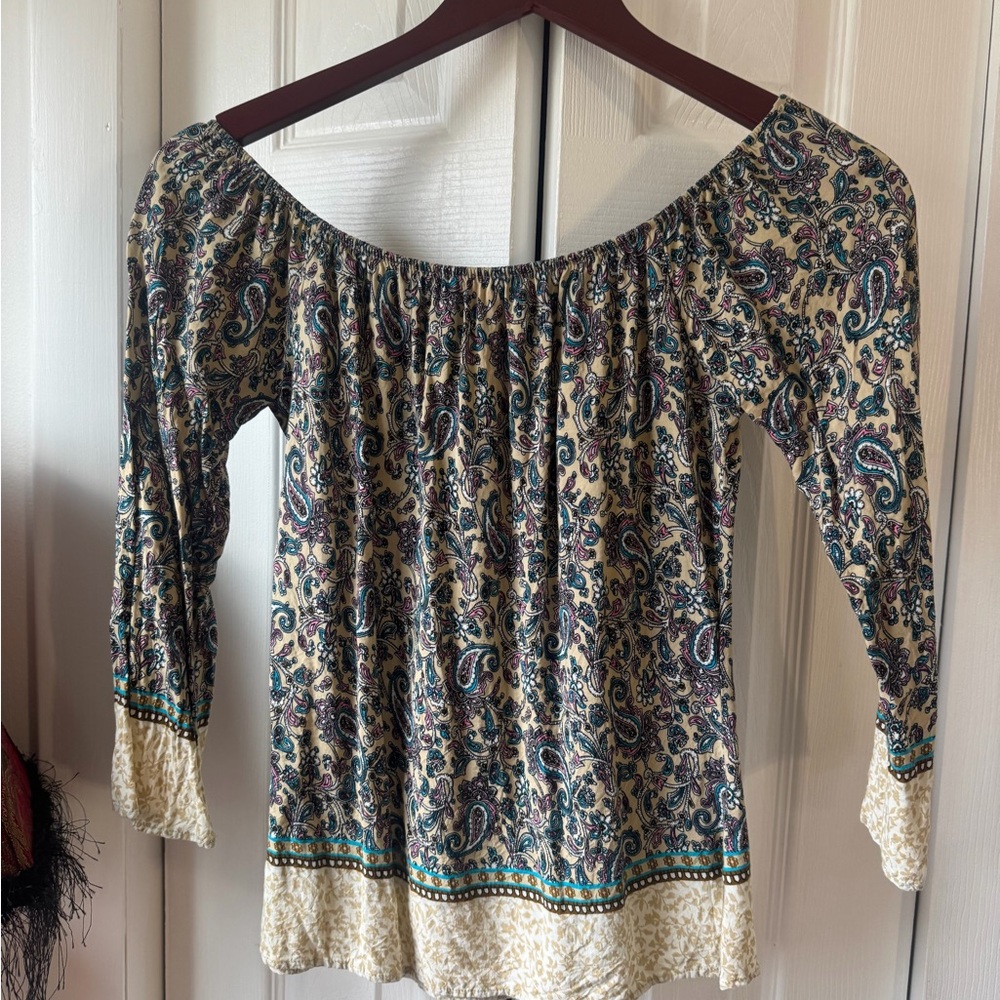 Exuss Boho Off-Shoulder Paisley Peasant Top - Cream with Teal & pink